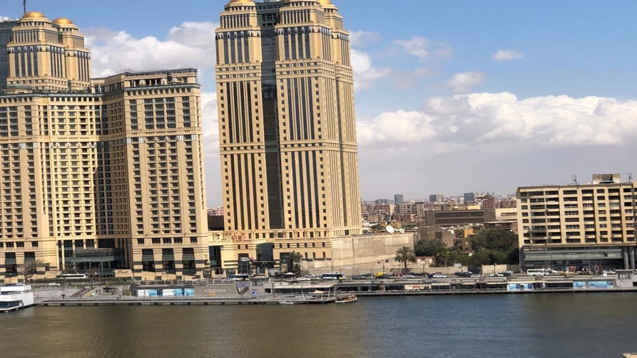 شقة مفروشة بالزمالك ترى النيل