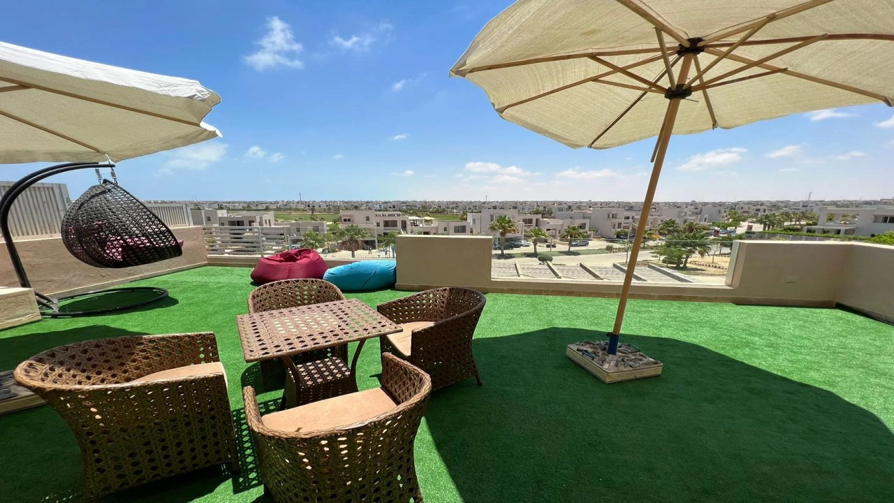 شاليه للإيجار في قرية هاسيندا باي الساحل الشمالي 4 غرف نوم