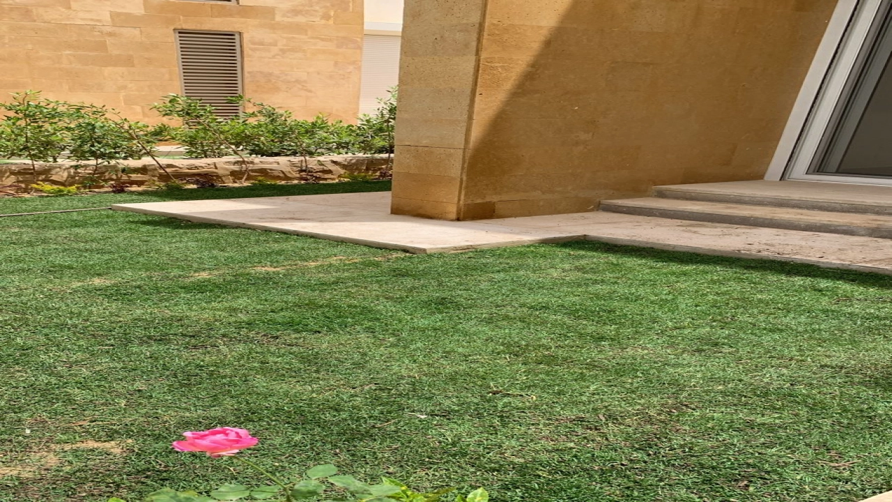 فيلا للإيجار في قرية  سيشل الساحل الشمالي 5 غرف