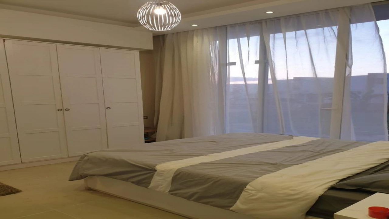 فيلا للإيجار في قرية سيشل الساحل الشمالي 5 غرف نوم