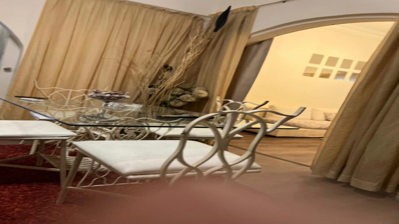 شقة إيجار مفروش بالزمالك - الناحية القبلية (بالقرب من نادي الجزيرة)