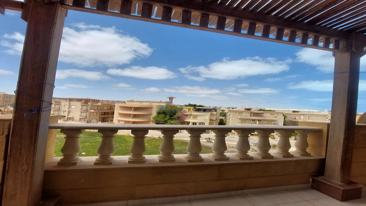 شاليه للايجار في قريه اللوتس الساحل الشمالي غرفتين