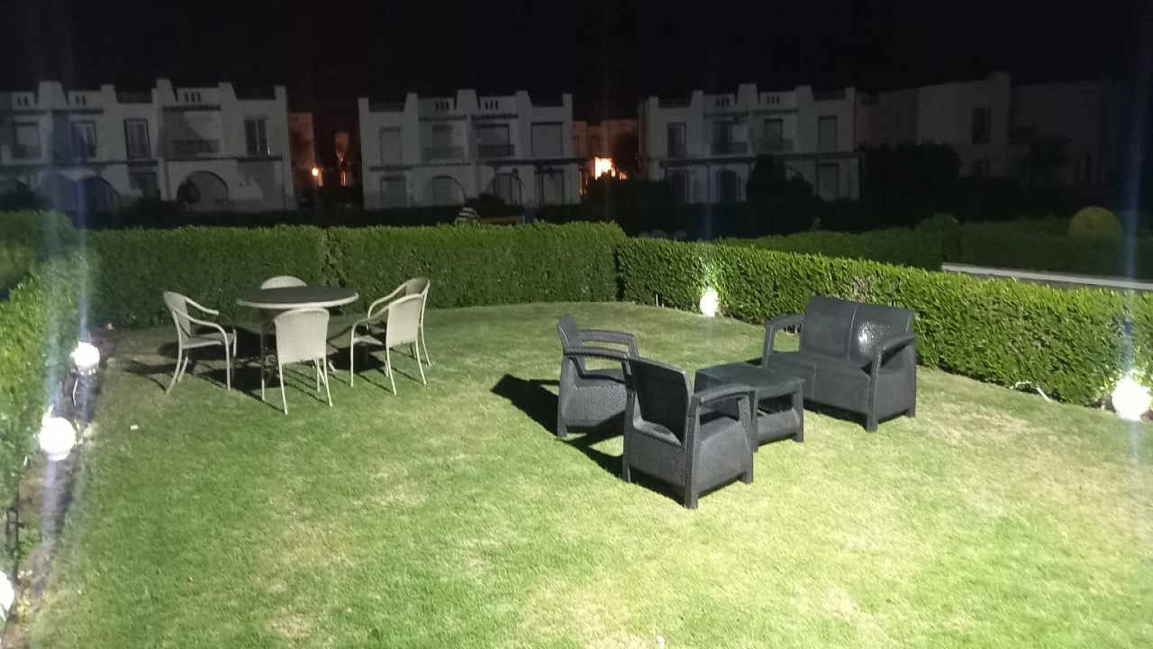 فيلا للايجار فى ماوتن فيو 4 غرف