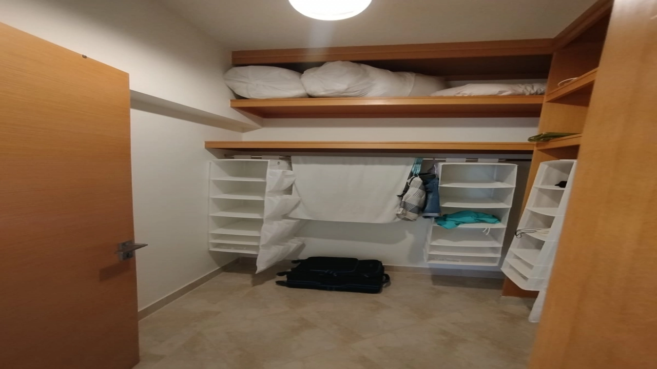 فيلا للايجار في مراسي فيرونا 3 غرف