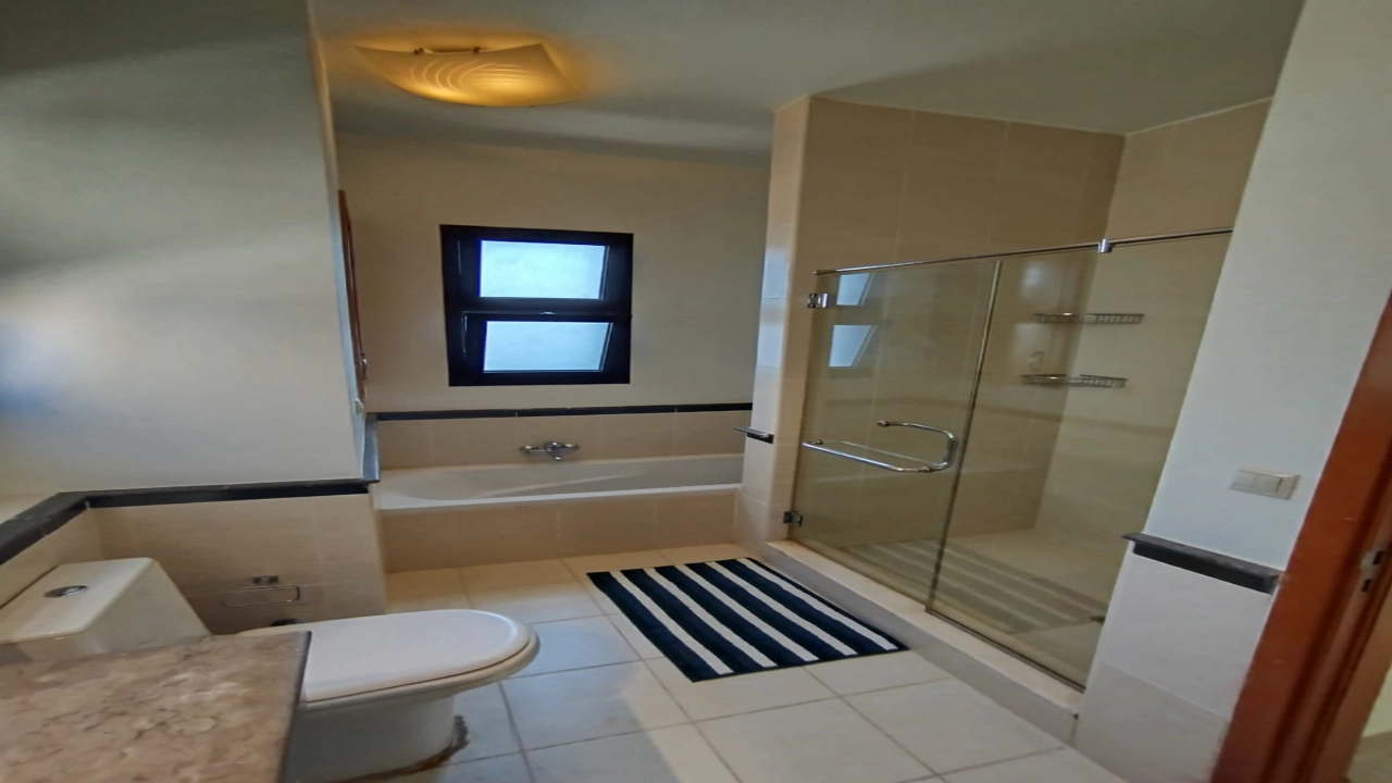 فيلا للايجار في مراسي فيرونا 3 غرف