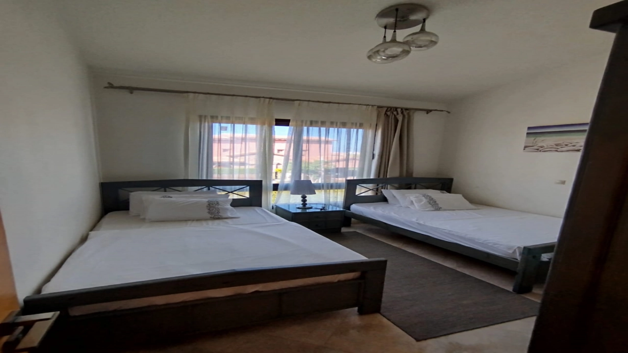 فيلا للايجار في مراسي فيرونا 3 غرف