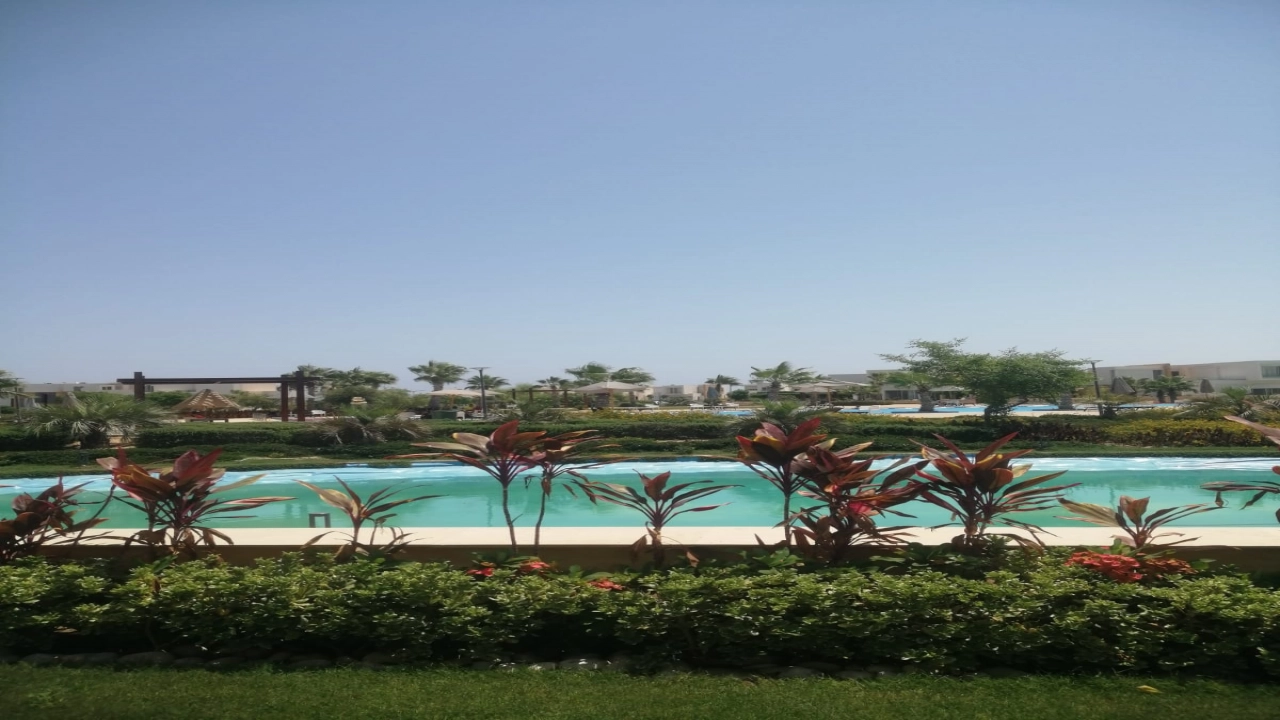 فيلا للإيجار في قرية سيشل الساحل الشمالي 5 غرف نوم