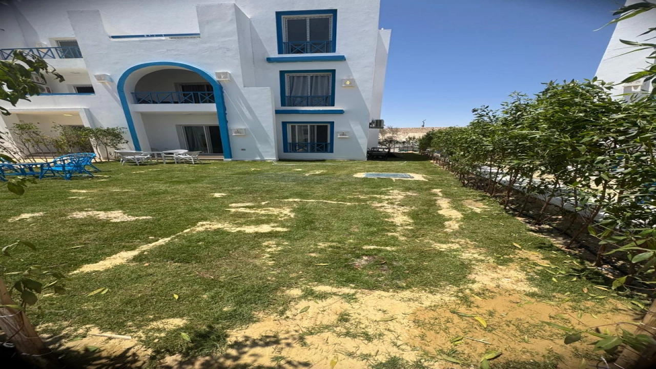 شاليه للايجار ارضي بجاردن في ماونتن فيو غرفتين