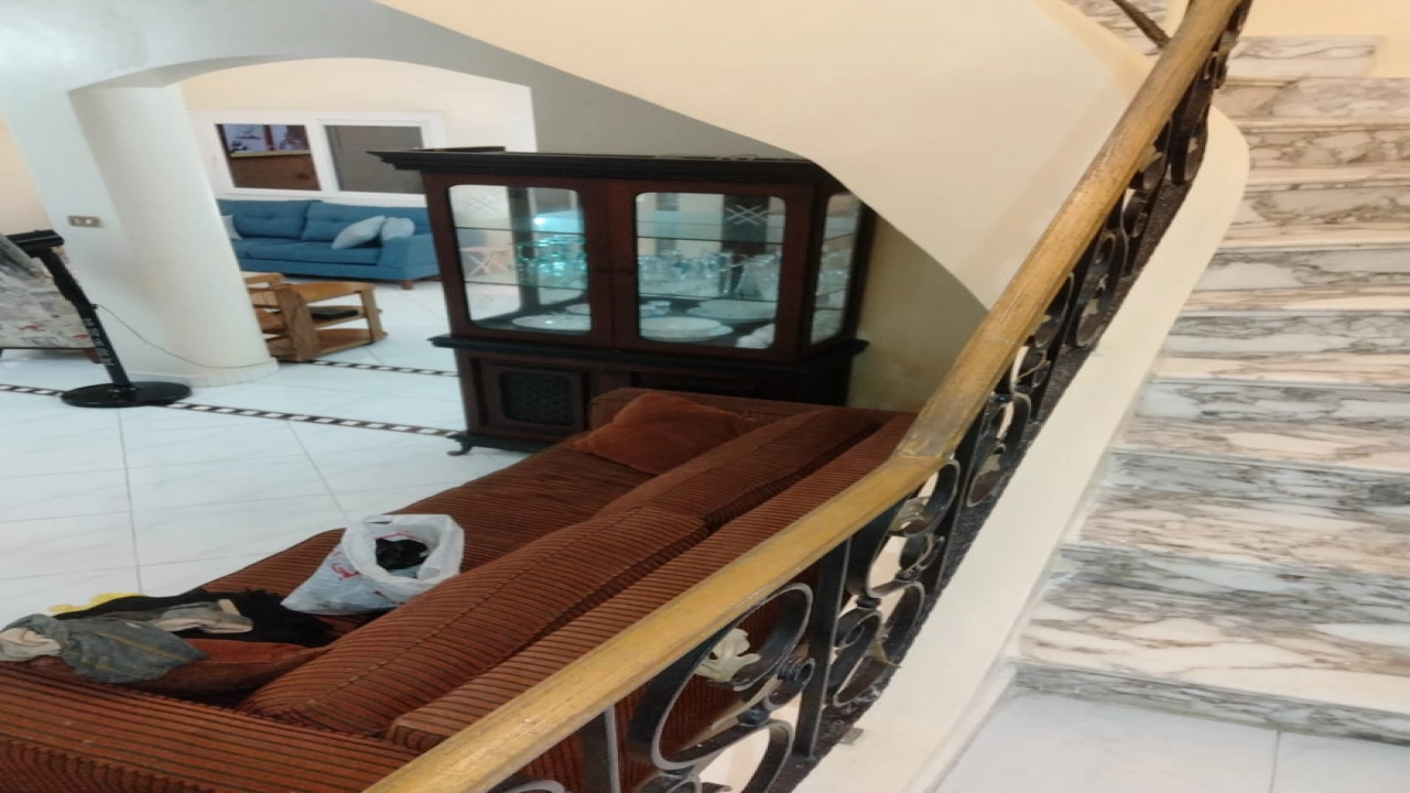 فيلا للايجارفى مارينا 1 5 غرف