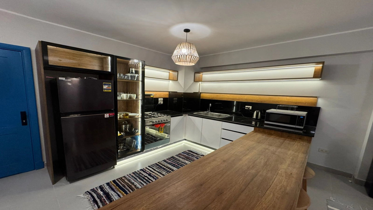 شاليه مميز ارضي بجنينه بماونتن فيو الساحل الشمالي 3 غرف