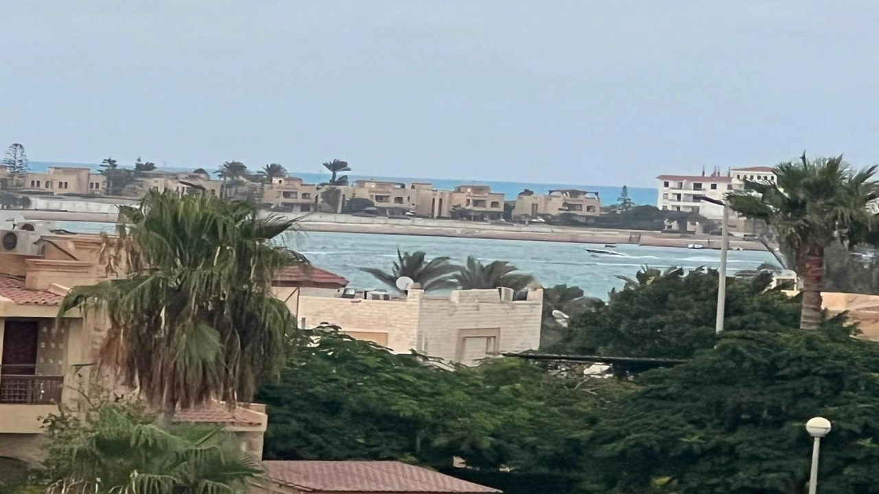 شاليه للايجار في مارينا 5 الساحل الشمالي 3 غرف