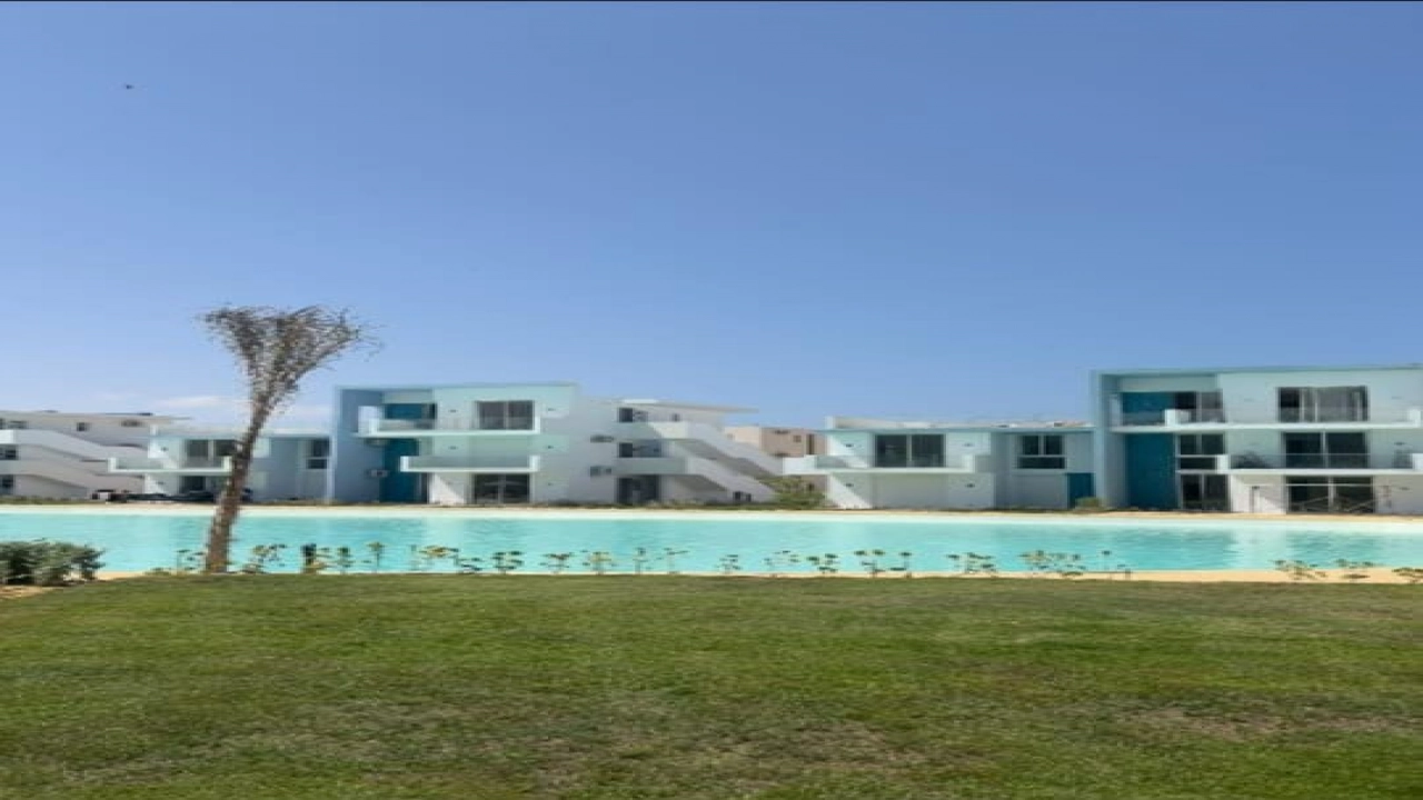 شالية في قرية فوكا باي ارضي بجاردن 3 غرف