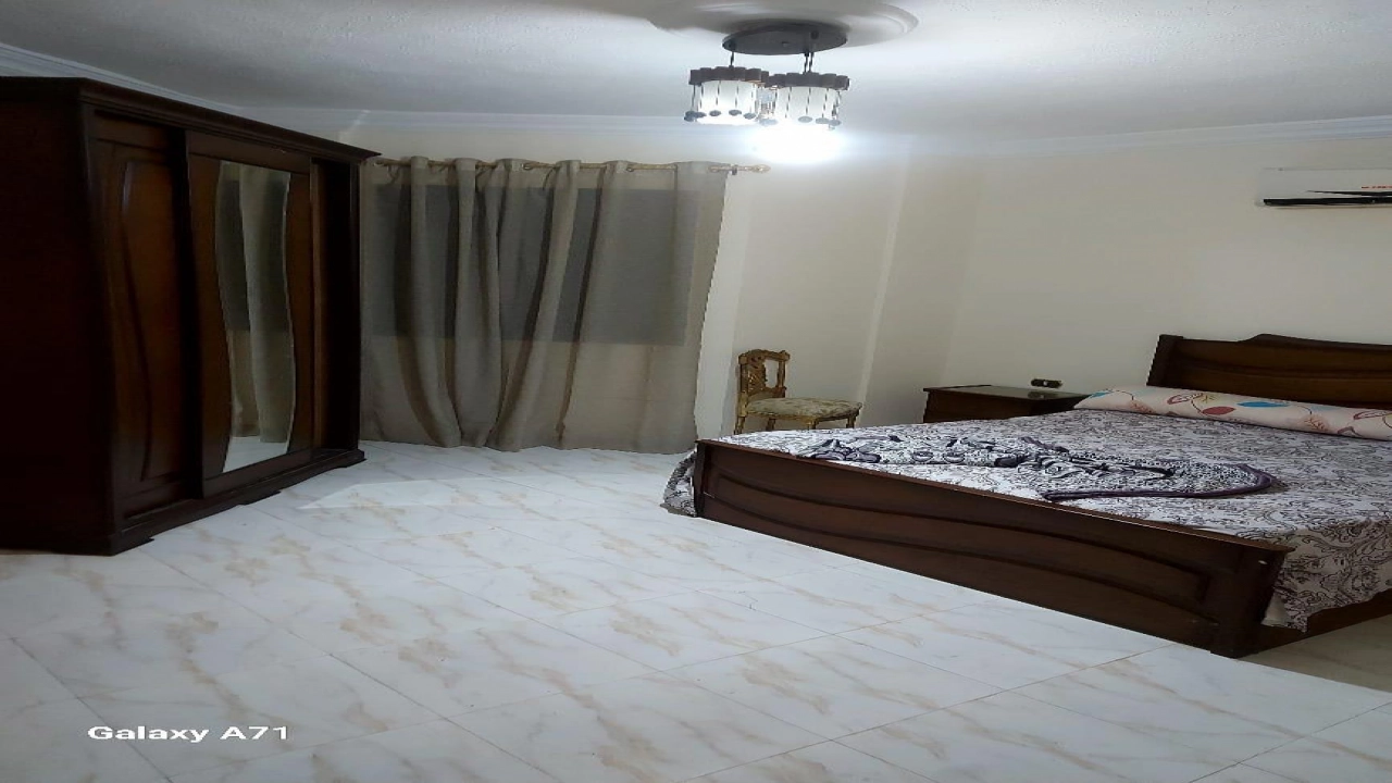 شاليه للايجار ارضي بجنينه في مارينا الساحل الشمالي