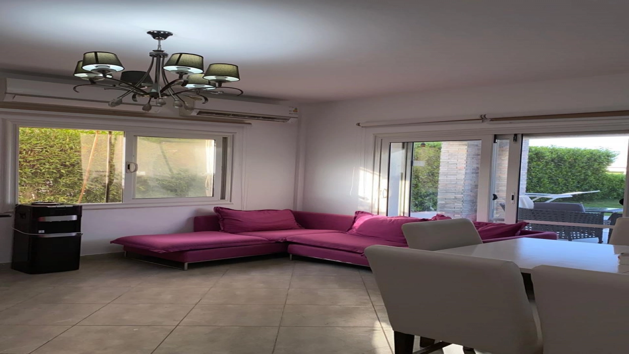 توين هاوس للايجار في امواج 5غرف