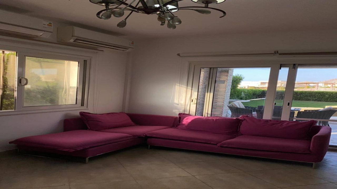 توين هاوس للايجار في امواج 5غرف