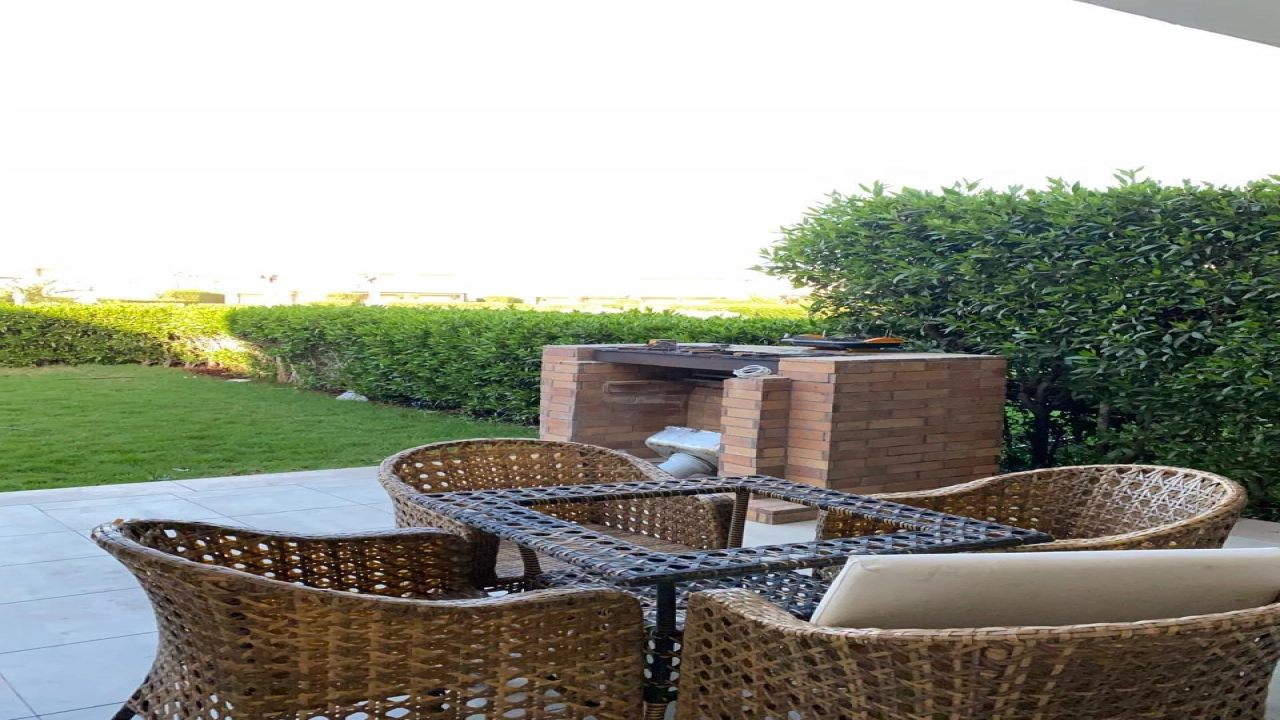 توين هاوس للايجار في امواج 5غرف