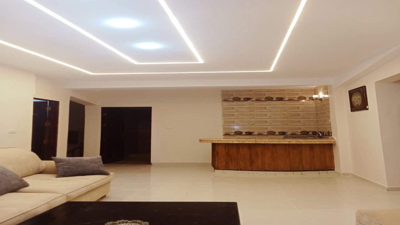 فيلا للايجار في مارينا 4 غرف