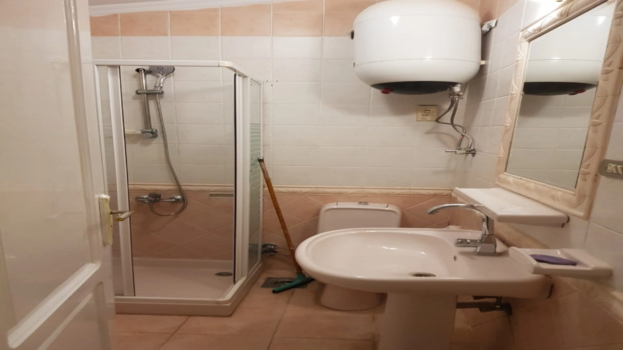 فيلا للايجار في مارينا 6 غرف