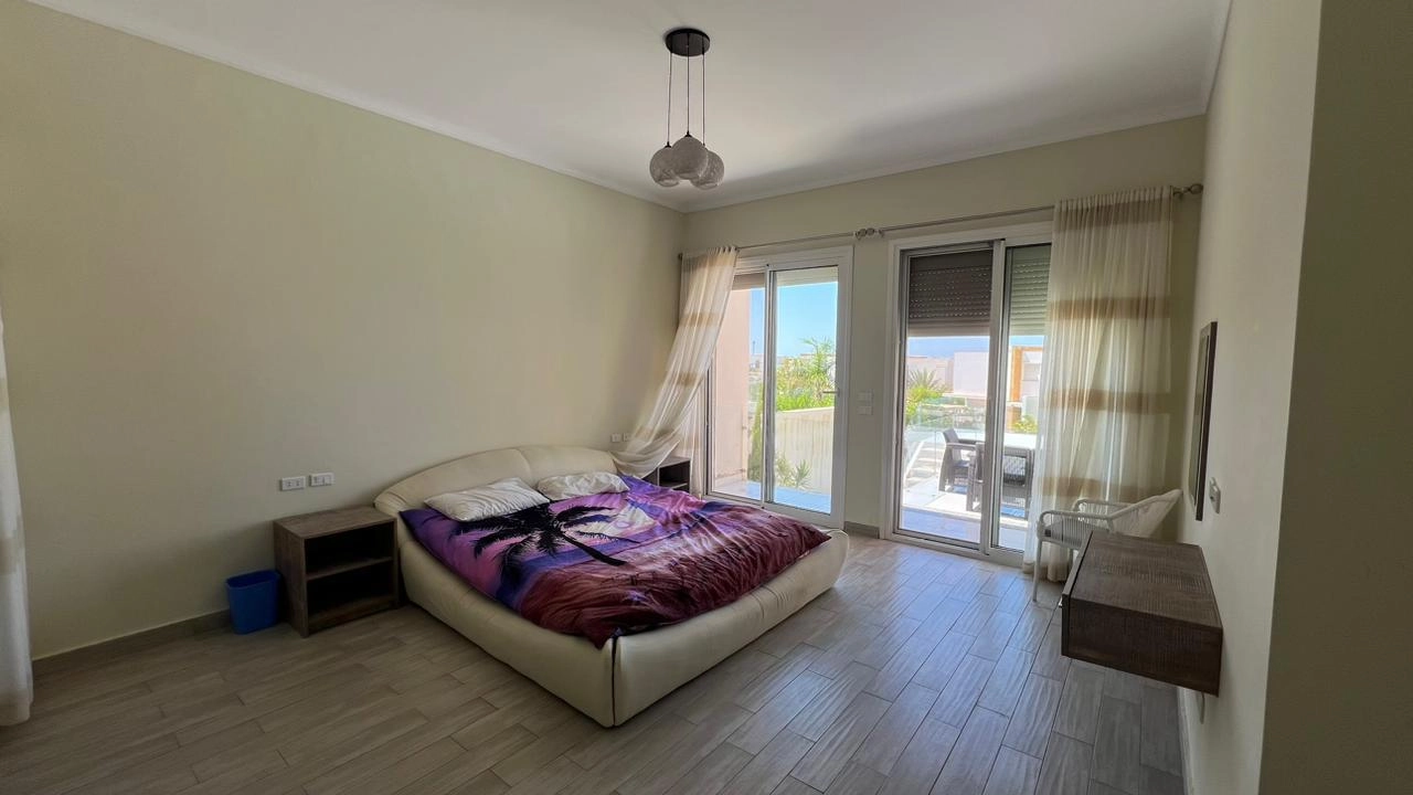 فيلا للايجار في سيشل 5غرف