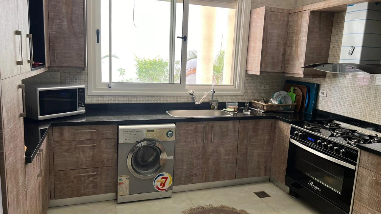 فيلا للايجار في سيشل 5غرف