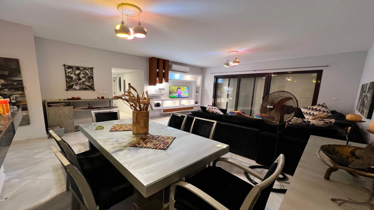 شاليه للايجار في مراسي بلانكا 2 غرفه