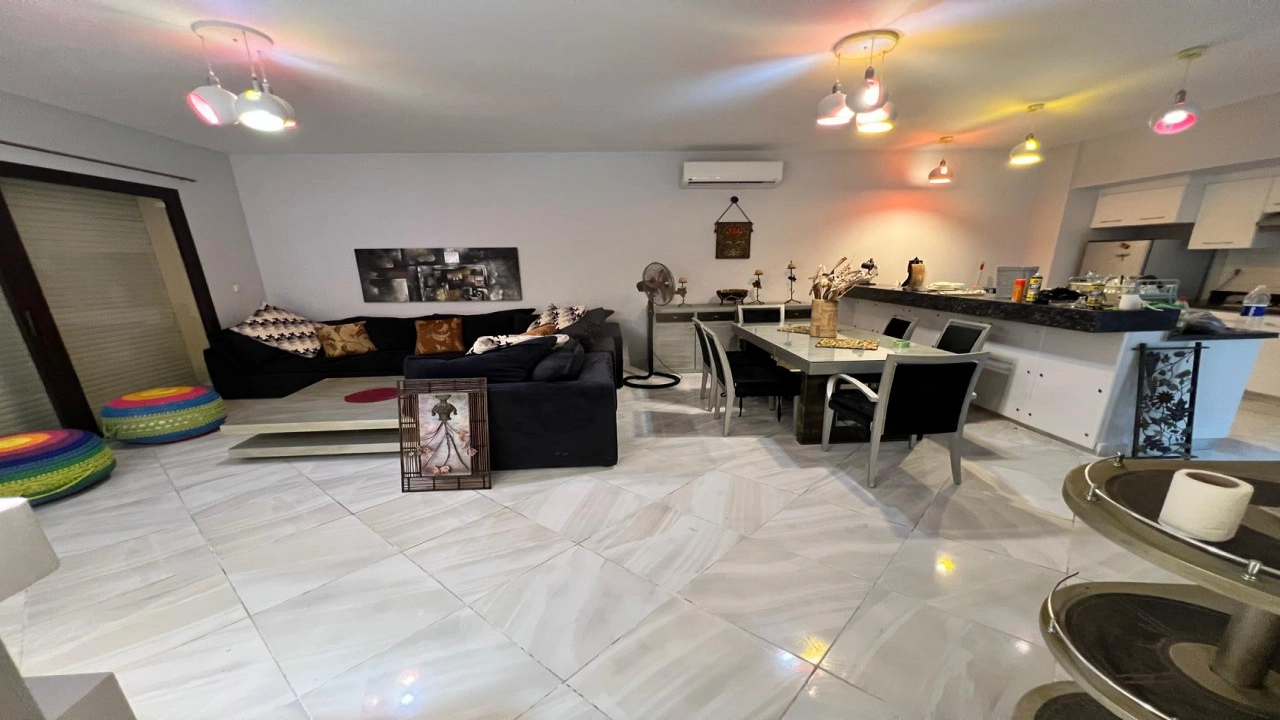 شاليه للايجار في مراسي بلانكا 2 غرفه