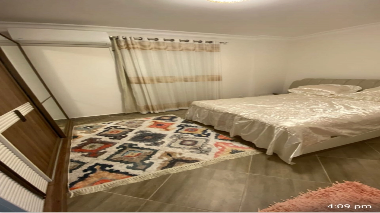 شاليه للايجار في مارسيليا بيتش 4 3غرف