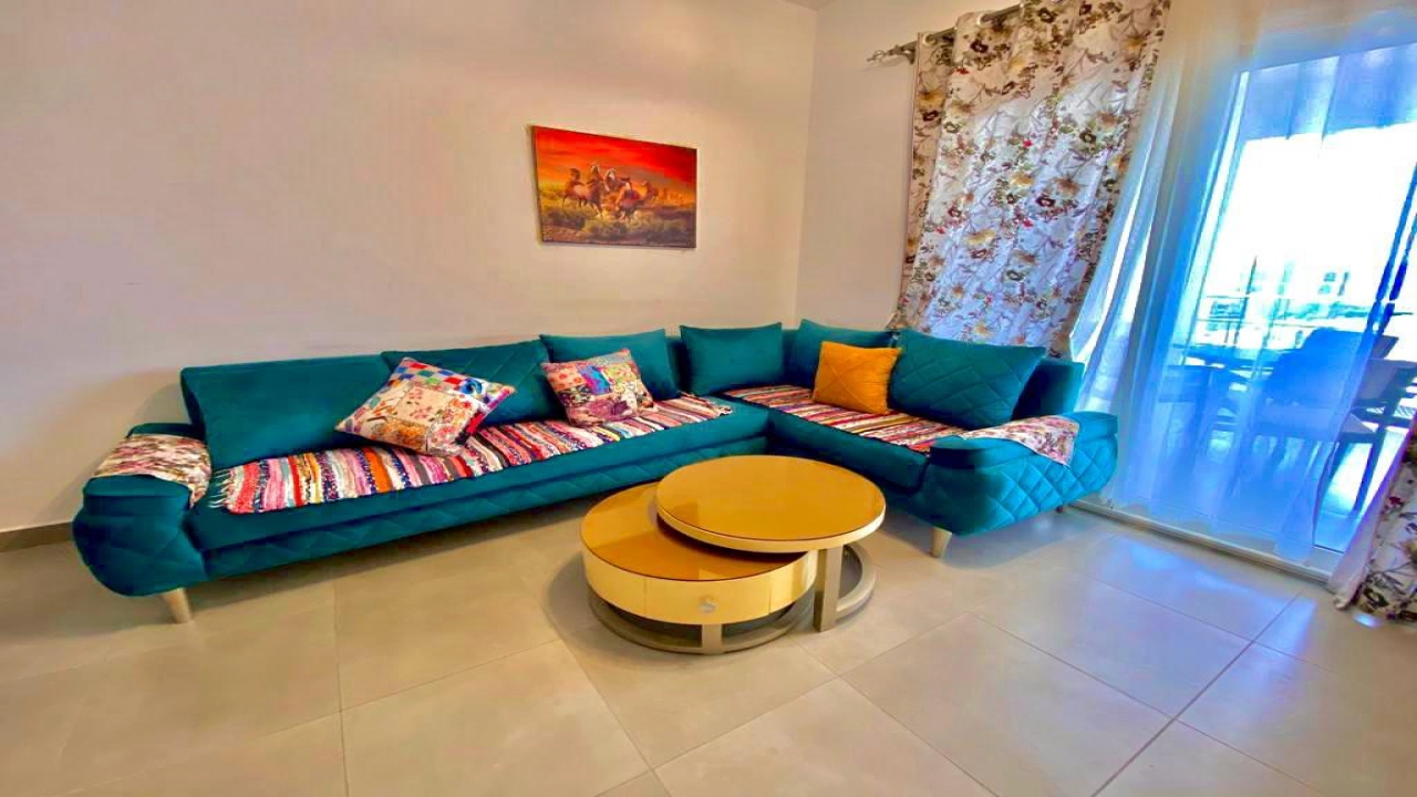 شاليه للإيجار في قريه امواج سيدي عبد الرحمن 2 غرفة