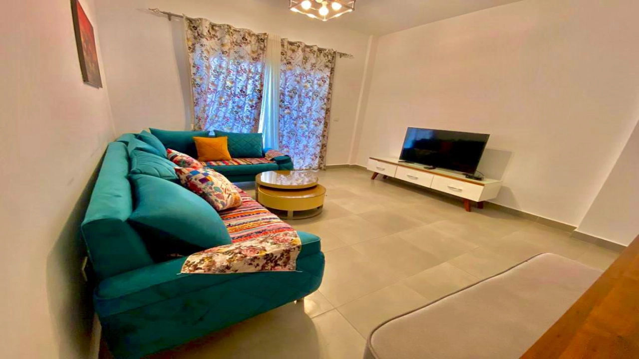 شاليه للإيجار في قريه امواج سيدي عبد الرحمن 2 غرفة