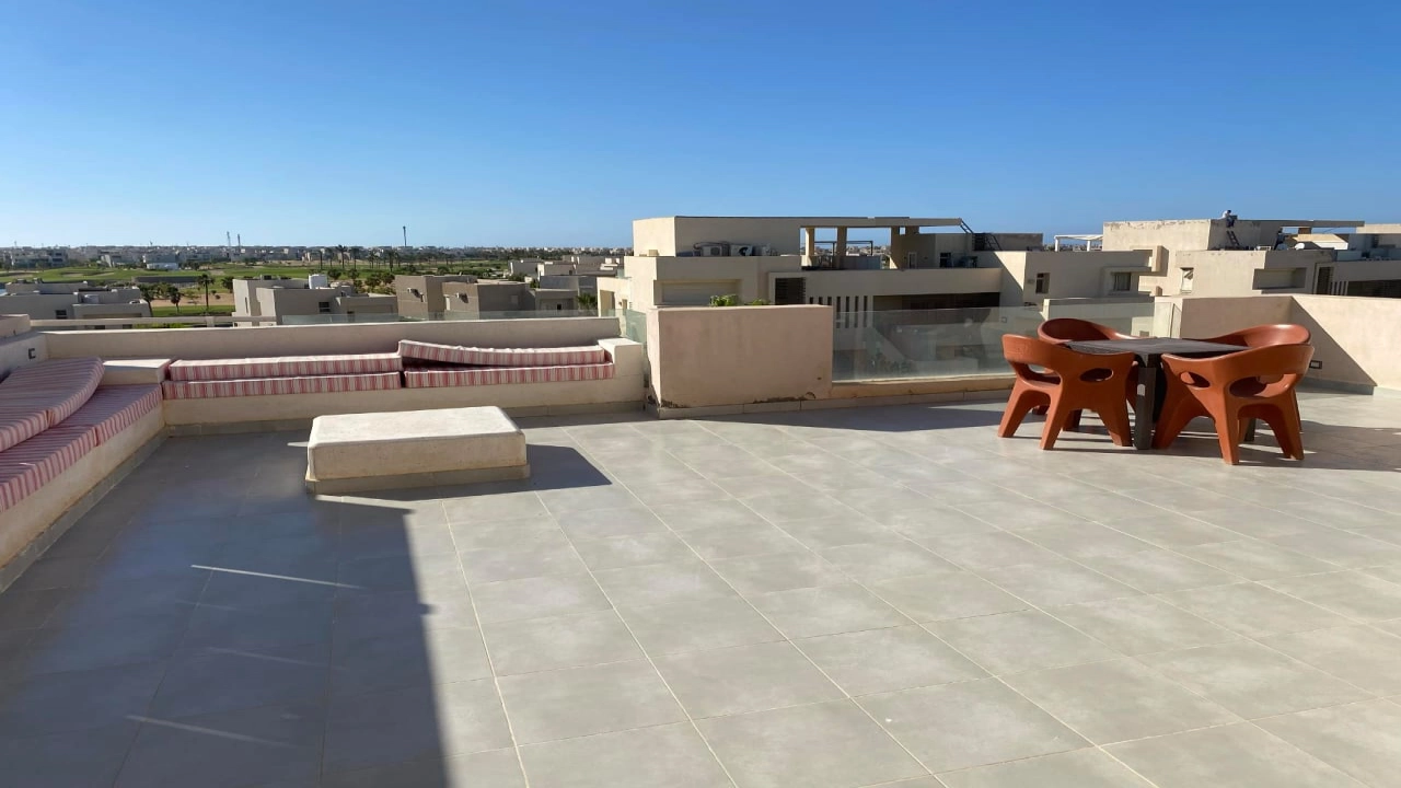 سنيور شاليه للايجار في هاسيندا باي 4غرف