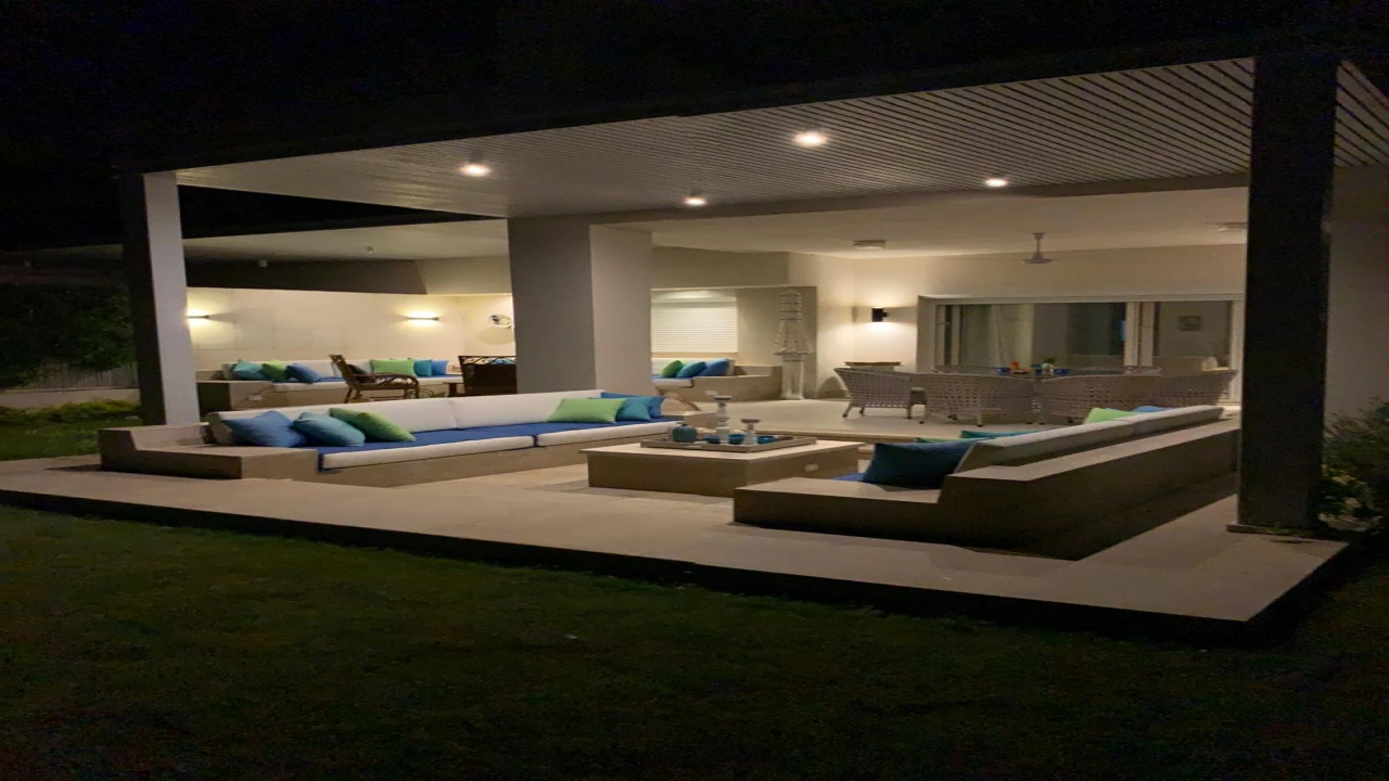 شاليه للايجار ارضي بجاردن 3 غرف في هاسيندا باي