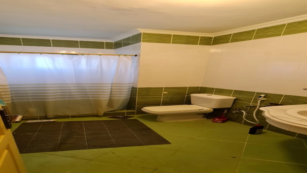 شاليه علوي بروف للبيع في قريه مينا 4 مكون من 3غرف