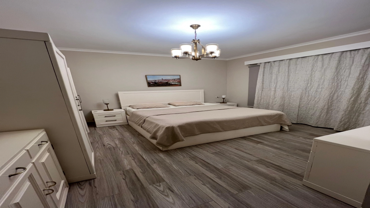 جنيور شاليه للبيع في هاسيندا باي ارضي 3غرف