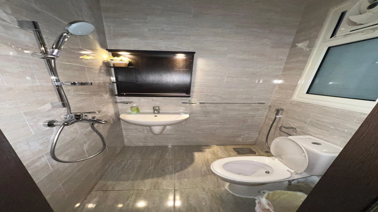 جنيور شاليه للبيع في هاسيندا باي ارضي 3غرف