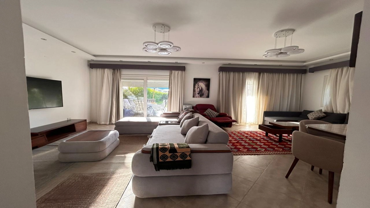 توين هاوس للايجار في امواج 5غرف