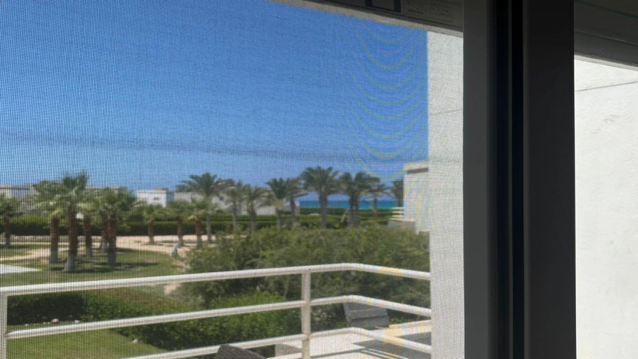 توين هاوس للايجار في امواج 5غرف