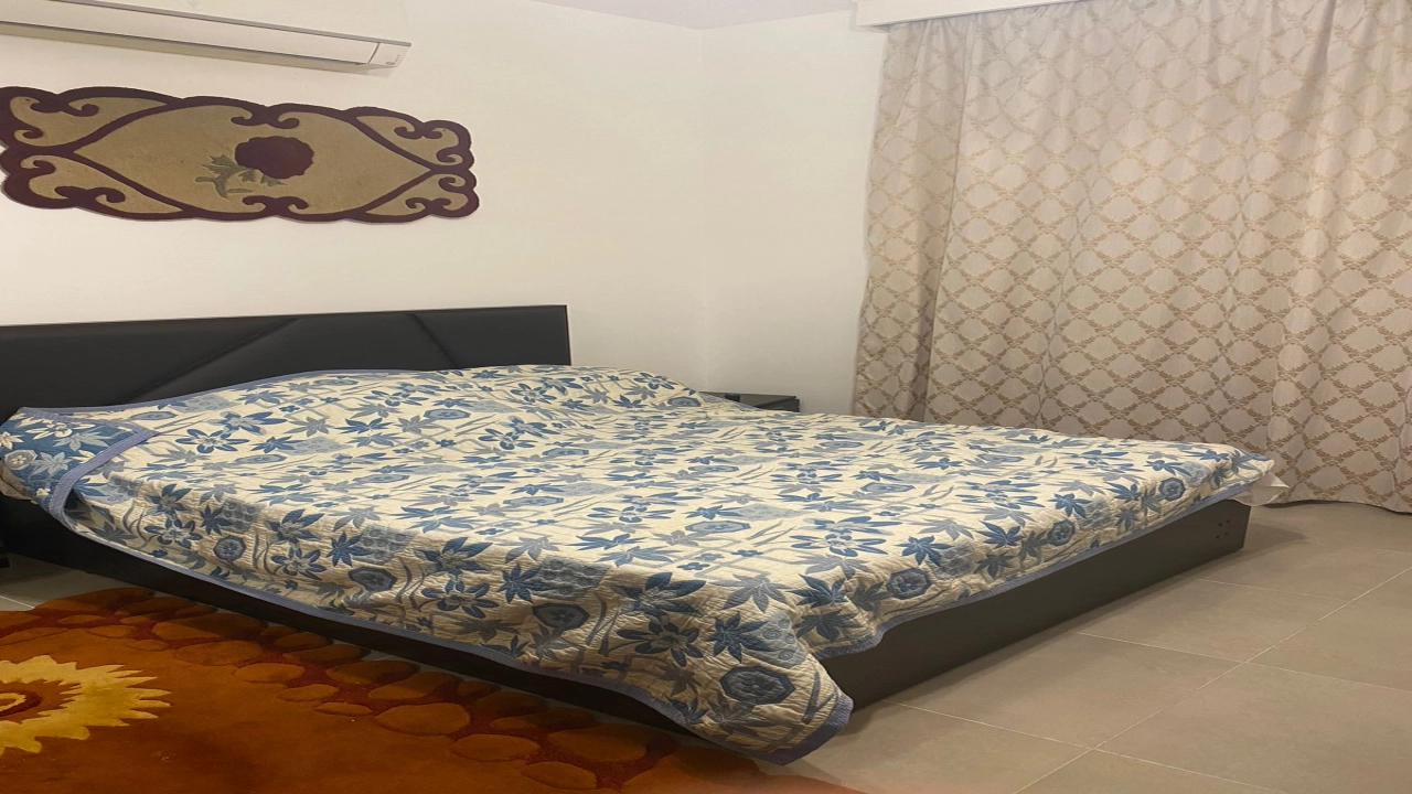 للبيع دوبلكس 3 غرف ارضي واول  قرية أمواج