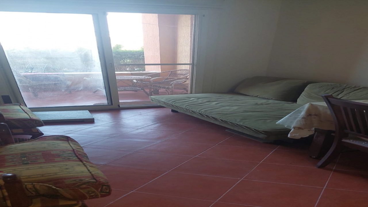 شاليه للإيجار في قرية بورتو جولف مارينا الساحل الشمالي