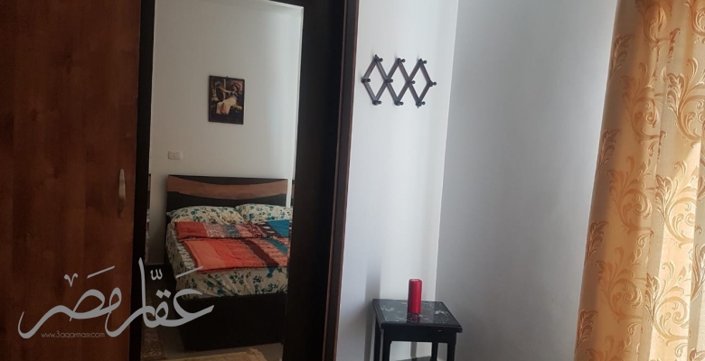 شاليه بجنينة وحمام سباحة بموقع متميز جدا بامواج سيدى عبد الرحمن