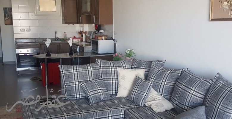 شاليه بجنينة وحمام سباحة بموقع متميز جدا بامواج سيدى عبد الرحمن