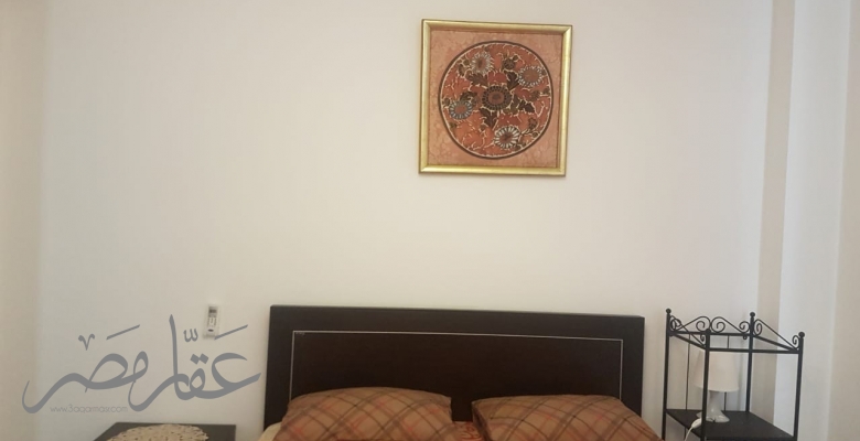 شاليه بجنينة وحمام سباحة بموقع متميز جدا بامواج سيدى عبد الرحمن