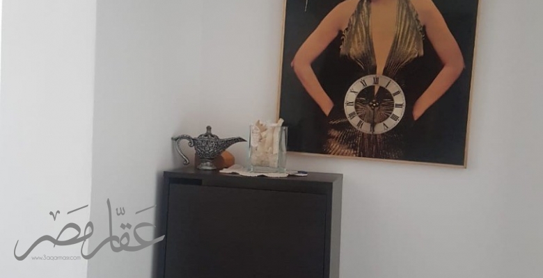 شاليه بجنينة وحمام سباحة بموقع متميز جدا بامواج سيدى عبد الرحمن