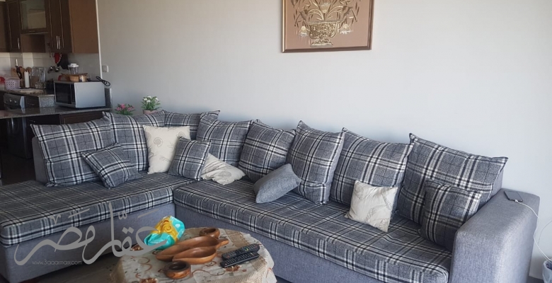 شاليه بجنينة وحمام سباحة بموقع متميز جدا بامواج سيدى عبد الرحمن