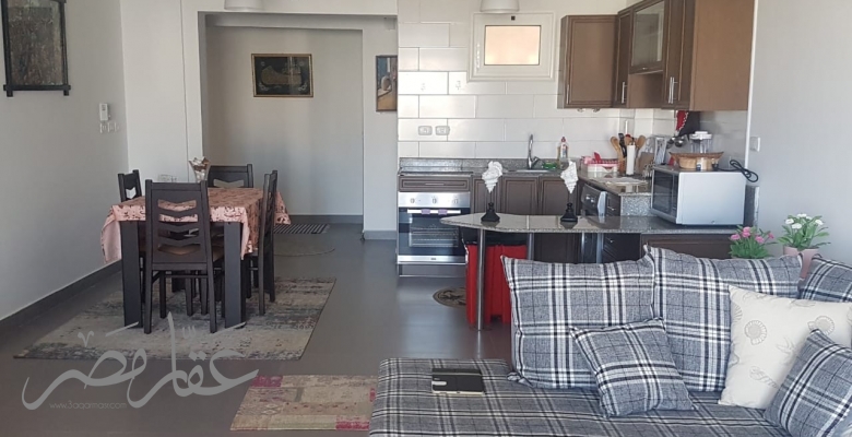 شاليه بجنينة وحمام سباحة بموقع متميز جدا بامواج سيدى عبد الرحمن