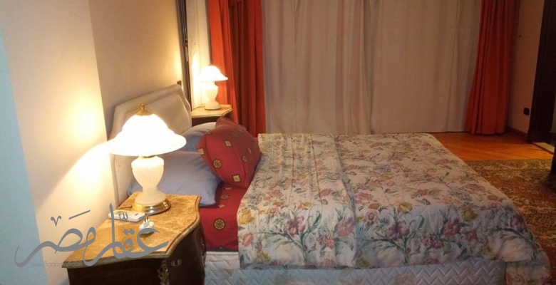 شقة بحديقة خاصة بارقى مناطق السادس من اكتوبر