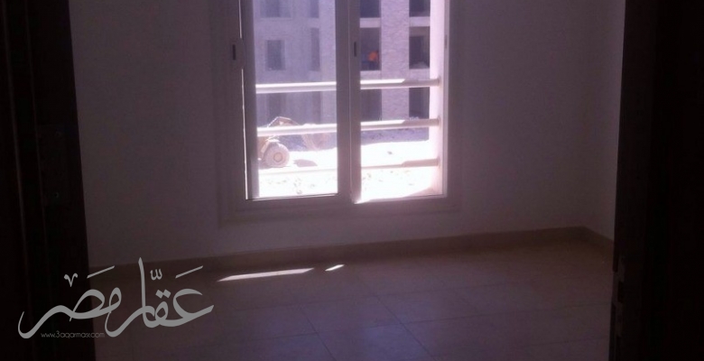 شاليه بفيو البحر وحمام السباحة بأمواج سيدى عبد الرحمن