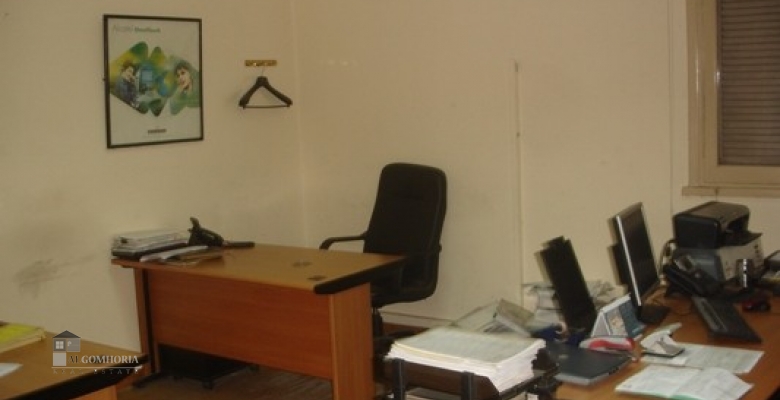 Unfurnished Apartment for rent 300.00 M2 in Giza, Agouza