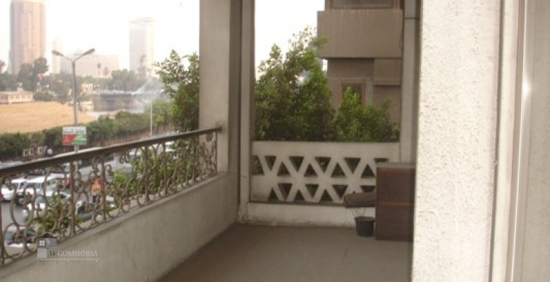 Unfurnished Apartment for rent 300.00 M2 in Giza, Agouza