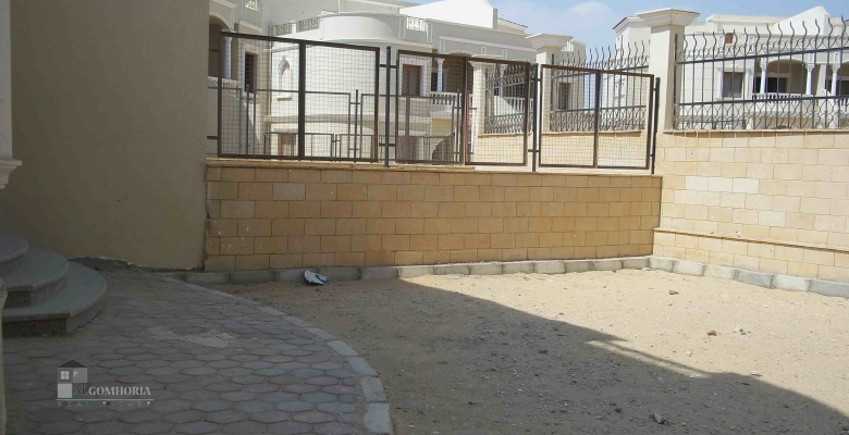 Unfurnished Twin House for rent 266.00 M2 in Cairo, Tagamoa El Khames