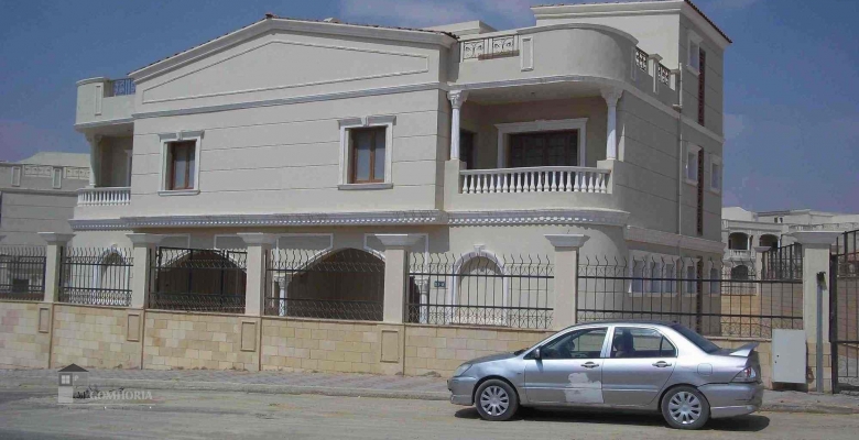 Unfurnished Twin House for rent 266.00 M2 in Cairo, Tagamoa El Khames